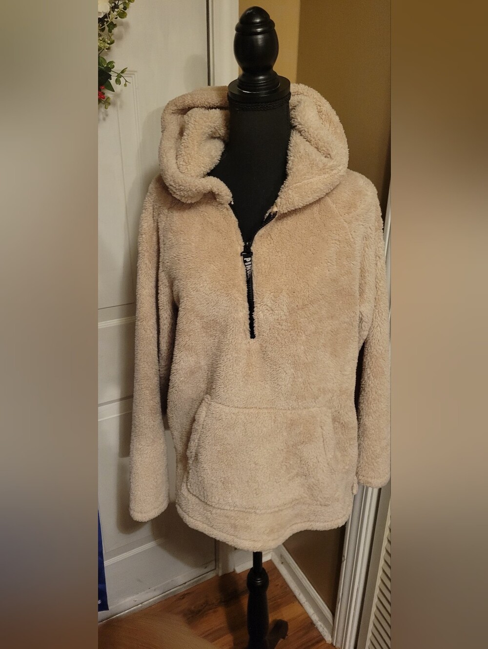 Victoria's Secret PINK Half-Zip Teddy Sherpa Pullover Beige/Tall Hoodie, Size S